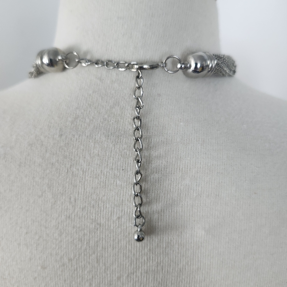 Multi Strands Silver and‎ Black Beaded Fashion Statement Necklace - Picture 3 of 3